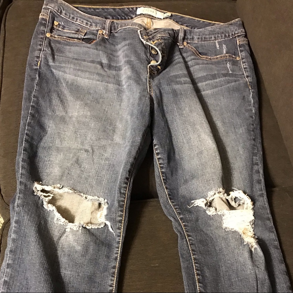 Torrid size 20 distressed skinny jeans
